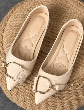 Par de zapatos planos de punta para mujer, zapatos versátiles para el trabajo, mocasines para conducir, mocasines de suela blanda con vamp bajo, esti - Shein - FashionsVida