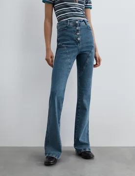 Vaquero de mujer boocut con costuras y cierre de botones - Scalpers - FashionsVida
