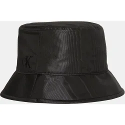 Sombrero en brillante con logo bordado