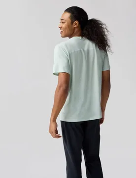 Atmosphere Short 3.0 Herren T-Shirt, grau S - Brooks - FashionsVida