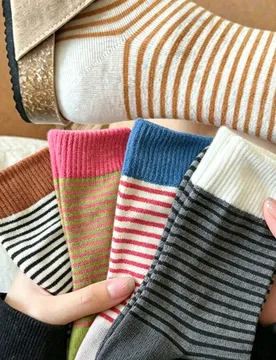 Pares de calcetines casuales a rayas hasta la pantorrilla para mujer, calcetines de estilo retro de todas las estaciones con contraste de colores, cal - Shein - FashionsVida