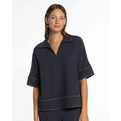 Blusa de mujer de doble crepé con pespuntes en contraste