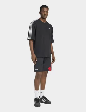 Mens T-shirt Adicolor 3-stripes Oversized - Nero, nero nero Uomo taglia L - Adidas - FashionsVida