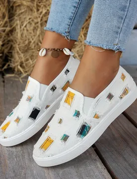 Zapatos de moda de skateboard para mujer, blancos con parches de estampado de leopardo, cordones, suela gruesa, zapatillas informales y versátiles pa - Shein - FashionsVida