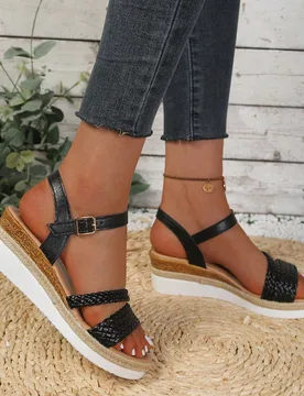 Sandalias de mujer de moda nueva, ligeras y versátiles, con decoración de rhinestones, suela gruesa y punta abierta, estilo de vacaciones de verano - Shein - FashionsVida