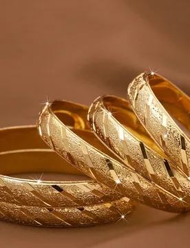 Piezas Conjunto de Pulsera Artesanal de Lluvia de Meteoros, Chapado en Oro de 24K, 10mm de Ancho, Adecuado para Mujeres, Ajustable como se Muestra en - Shein - FashionsVida