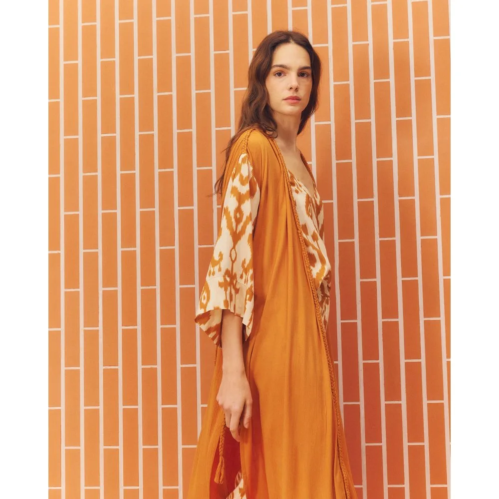 Kimono liso con detalle en mangas - Stella Rittwagen - FashionsVida