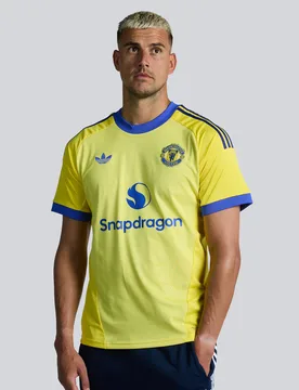 Manchester United 26/27 Away Goalkeeper Short Sleeve Jersey Yellow S - Adidas - FashionsVida
