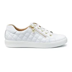 Women's Wide Fit 'Wonder' Quilted Trainers in White Size: 9 - White - Size: 9