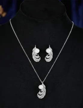 High-end Feather Pearl Necklace Earrings Jewelry Set Exquisite Luxury Micro-inlaid Zirconia Clavicle Chain Choker - Aliexpress - FashionsVida