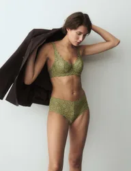Amourette Floral Lace Wired Bra A-E Olive female