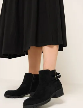 Women's Double Buckle Chelsea Boots In Wide E Fit in Black Size: 4E - Black - Size: 4E - Yours - FashionsVida
