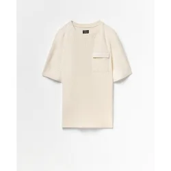 Camiseta estructura bolsillo