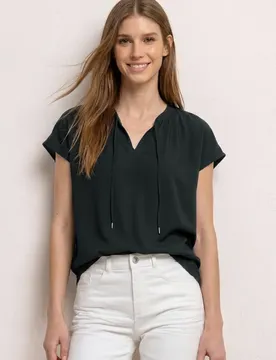Blusenshirt mit Split Neck und Smokdetail female Grün