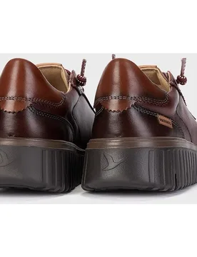 Zapatillas de mujer de piel con plantilla acolchada memory foam y suela extraligera - Pikolinos - FashionsVida