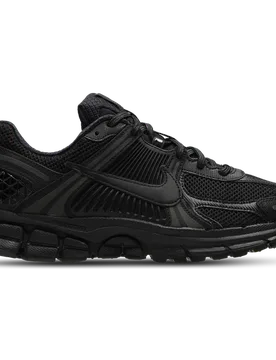 Zoom Men's Sneakers - Black - Size 7.5 - Mesh/Synthetic - Black - Size: 7.5 - Nike - FashionsVida