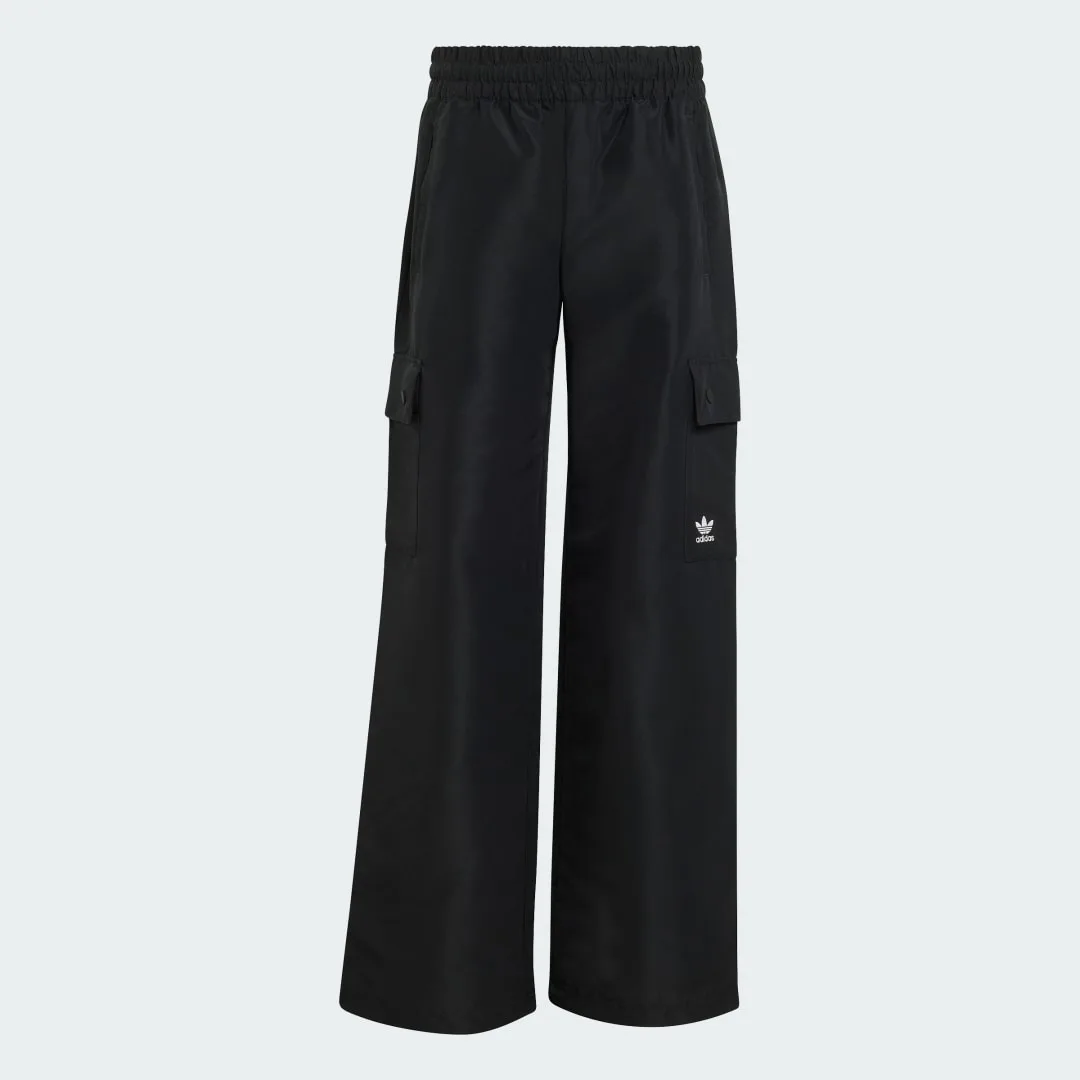 Pantaloni Essentials Woven Cargo L Black - Adidas - FashionsVida