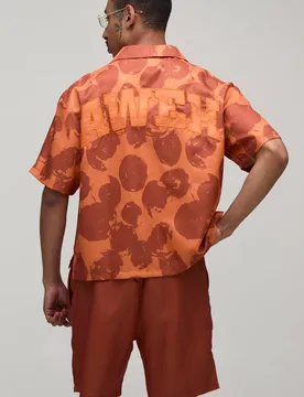 Men's Oversized Boxy All Over Print Shirt & Short Set Orange Size Small Orange S - boohooMAN - FashionsVida