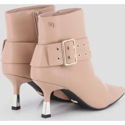 Botines de mujer elegantes con tacón fino