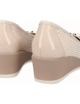 Bailarina de cuña de mujer de charol con adorno - D'Chicas - FashionsVida