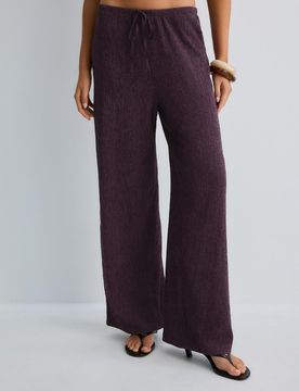 Gerade Hose in Knitteroptik Violett XS