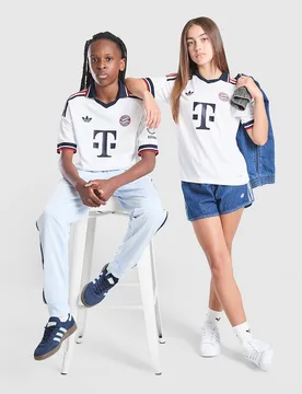 Fc Bayern München 26/27 Kids Auswärtstrikot, Weiß - unisex - Size: 7-8Y - adidas Originals - FashionsVida