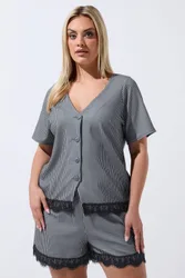 Women's Pinstripe Short Sleeve Shirt in Grey Size: 10 - Grey - Size: 10