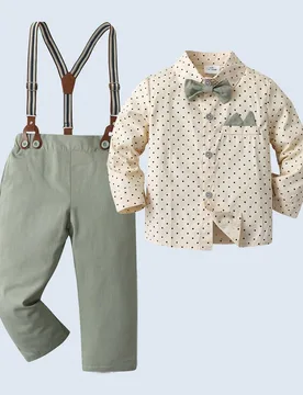 Piezas Conjunto de caballero para niños pequeños - Camisa de manga larga con cuello y moño, y pantalones verdes con tirantes, elegante y con estilo - Shein - FashionsVida