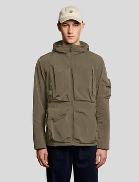 Men's Lightweight Windbreaker Jacket in Green - Lyle & Scott - FashionsVida
