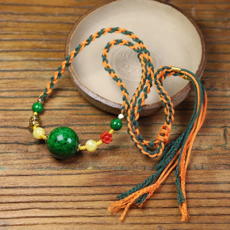 Claw-shaped single fortune bead bone horn cultural accessory clavicle chain - Aliexpress - FashionsVida