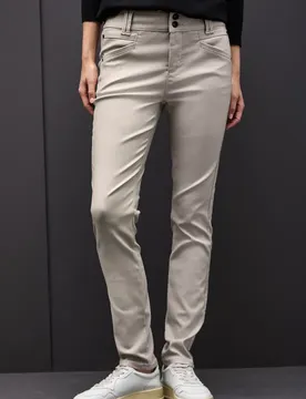 Slim Fit Coated Hose female Beige