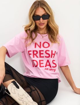 T-shirt in cotone con scritta No Fresh Ideas - begonia