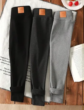 Set de 3 piezas de leggings forrados gruesos para niñas en otoño/invierno, pantalones forrados casuales a juego, leggings de cuero ajustados como un - Shein - FashionsVida
