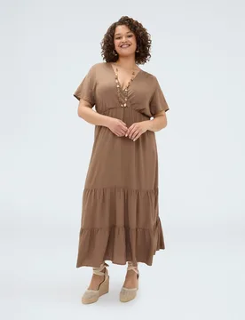 Vestido largo smile en viscosa mangas cortas cintura elástica y falda con volantes - Fiorella Rubino - FashionsVida