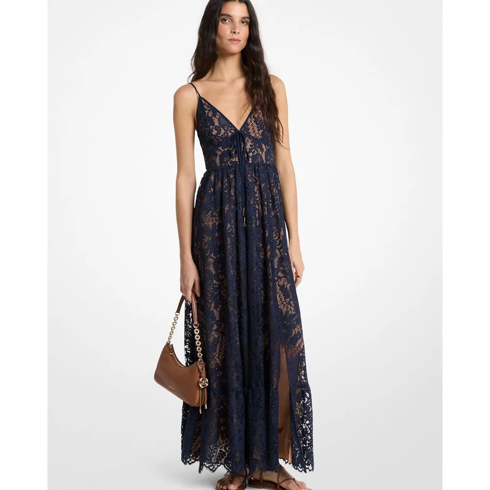 Vestido largo de encaje floral definido - MICHAEL Michael Kors - FashionsVida