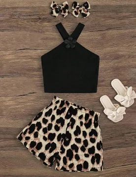 Piezas Conjunto de top sin mangas y shorts de unicolor tejido para niña joven - Shein - FashionsVida