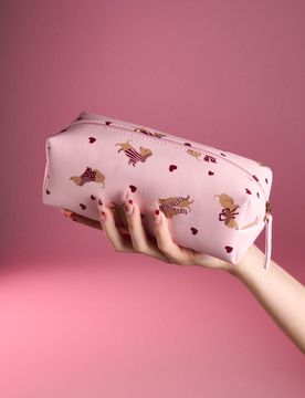 Beauty case con stampa bassotto - rosa pastello