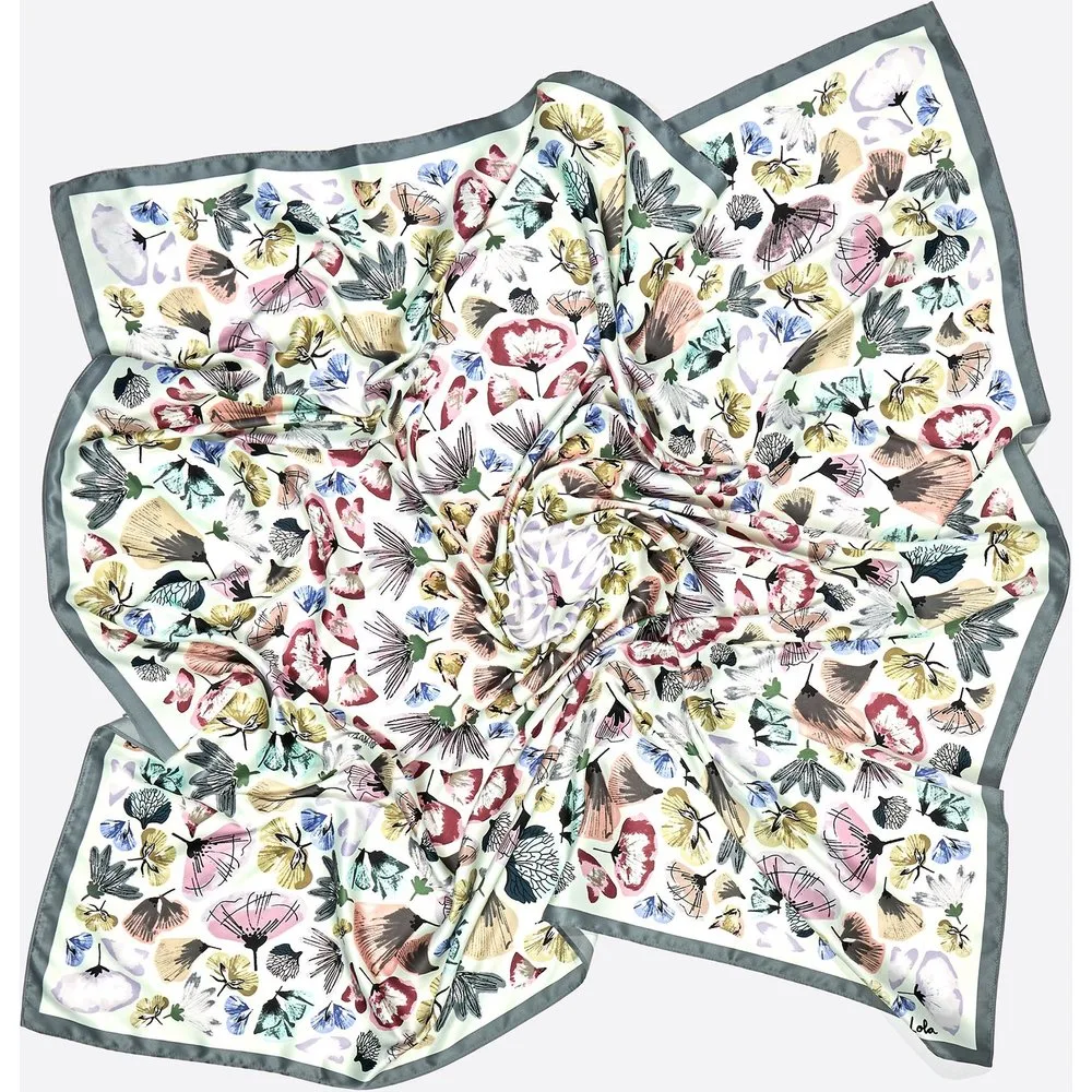 Pañuelo flores caleidoscopio - Bimba y Lola - FashionsVida