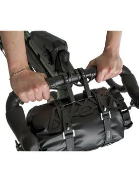 Borsa anteriore al manubrio bikepacking EXTREME PRO Nero 9,6 litri Waterproof con supporto in alluminio - AGU - FashionsVida