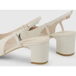 Zapatos de salón destalonados de mujer en piel