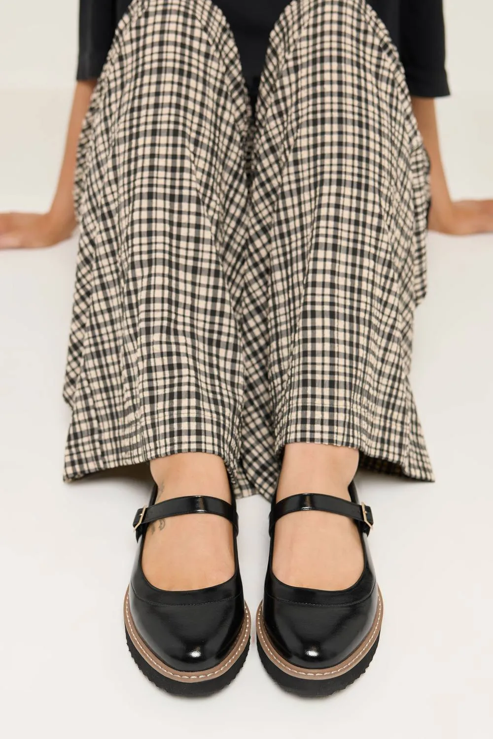 Wide Fit Mary Janes - Black - Size: 9EEE - Yours - FashionsVida