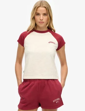 Superdry Women's Essential Raglan-t-shirt aus Bio-baumwolle mit Logo Rot - Größe: 44 - 29.99 - FashionsVida