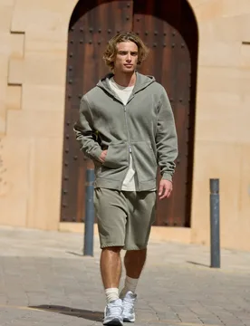 Men's Baggy Fit Essential Washed Jersey Short Washed Khaki Size X-Small Washed Khaki XS - boohooMAN - FashionsVida
