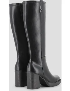 Bota báscias de mujer de caña alta con tacón ancho y cremallera en el lateral - Blogger - FashionsVida