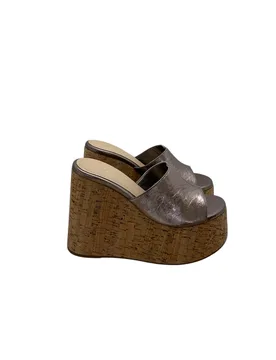 Ciabatta con zeppa Donna in sughero e pelle lucida - Arezzo - FashionsVida