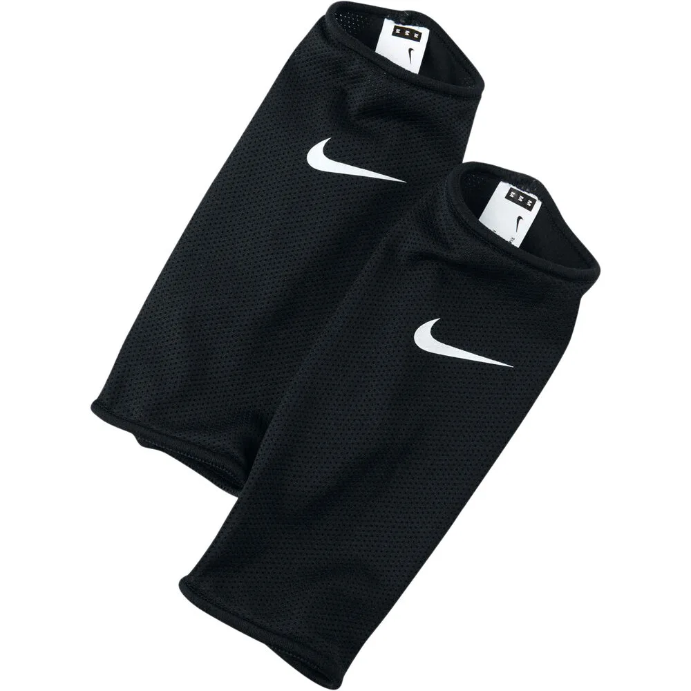 Guard lock sleeves espinilleras Negro (M) - Nike - FashionsVida