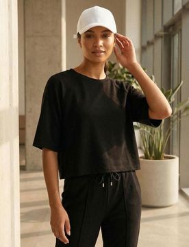 Felpa comfort soft touch a maniche corte con aggiunta di viscosa - nero