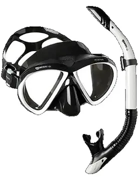 Attrezzatura Per Lo Snorkeling Marea
