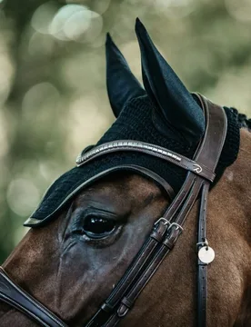 Fliegenhaube WELLINGTON LEATHER Full schwarz - Kentucky Horsewear - FashionsVida