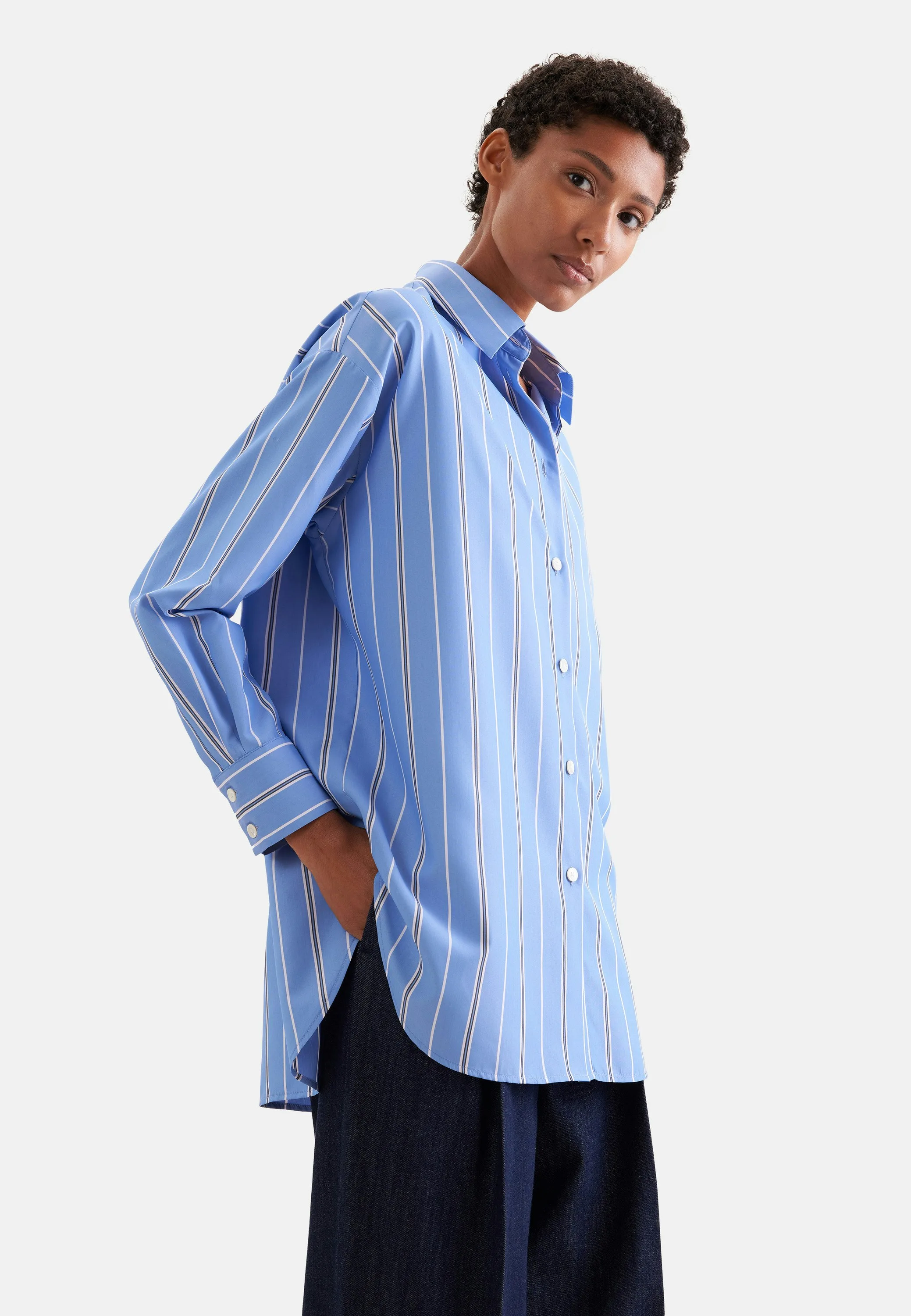 Oversized Hemdbluse mit tiefer Passe Blau 46 - Seidensticker.com - FashionsVida